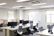 株式会社三恵クリエス