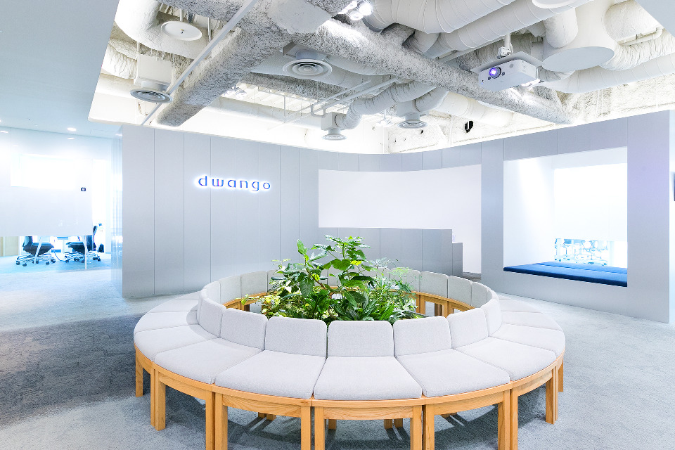 株式会社ドワンゴ