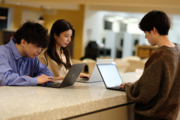 株式会社ニジボックス