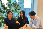 株式会社アクシス