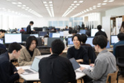 株式会社ラキール