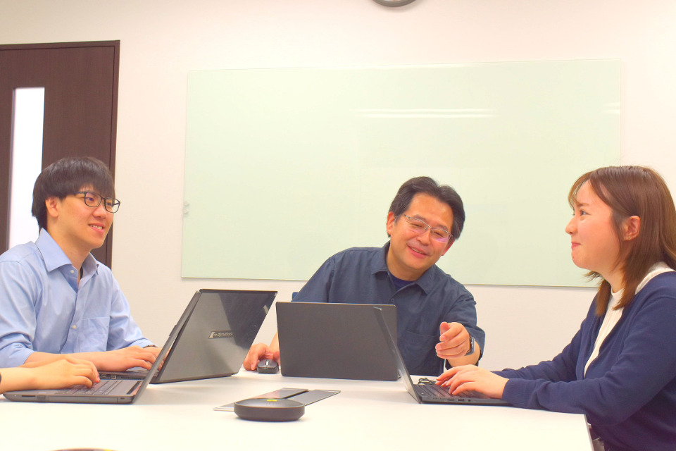 株式会社システムトラスト