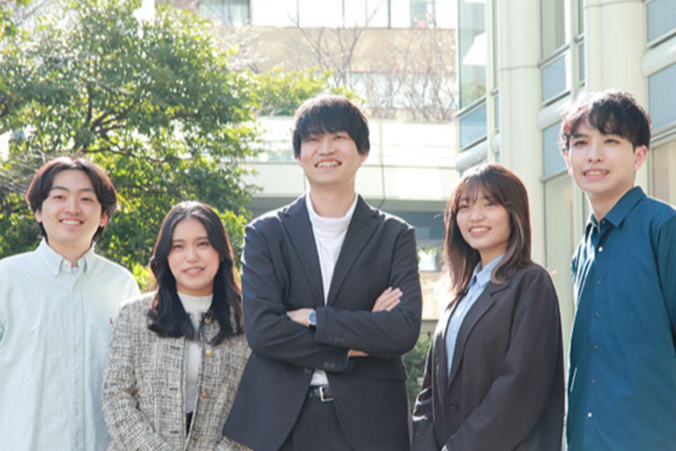 株式会社ラキール