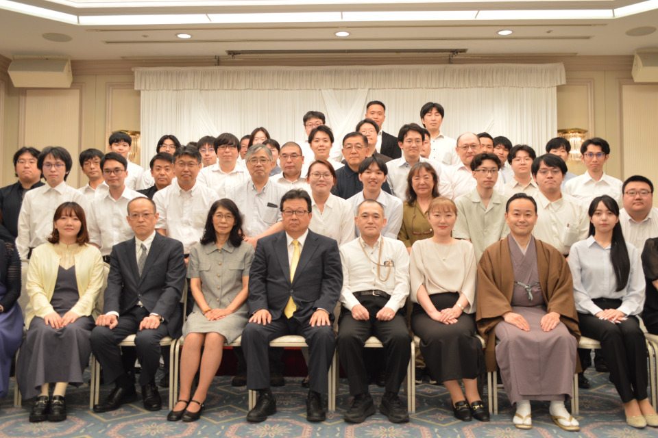 株式会社スタッフ・アンド・ブレーン