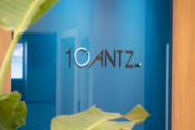 株式会社10ANTZ